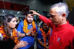 एशियन गेम्स 2026 में दमदार प्रदर्शन करके स्वदेश लौटी भारतीय शूटिंग टीम, परिनाज बोलीं- खुश हूं कि दो मेडल जीत पाई 1 Sports 33