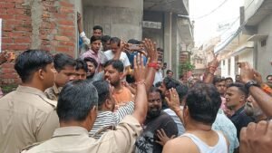 देसी घी विक्रेताओं के यहां खाद्य सुरक्षा विभाग की छापेमारी, व्यापारियों का हंगामा 1 WhatsApp Image 2026 10 09 at 3.41.39 PM
